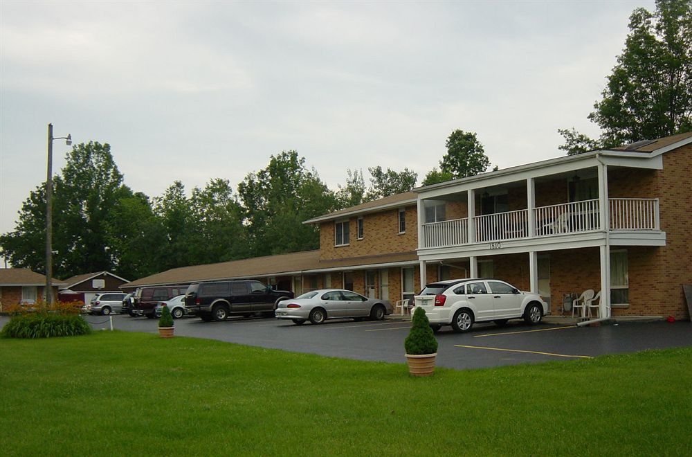 Chateau Motor Lodge Grand Island Eksteriør billede